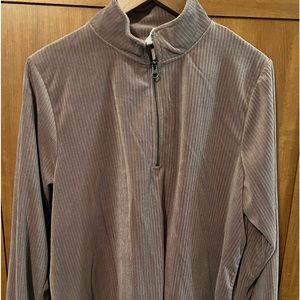 Plus Size 18/20 REALLY CUTE TOP.